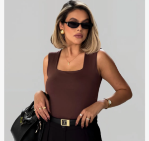 Blusa Regata Feminino Decote Quadrado